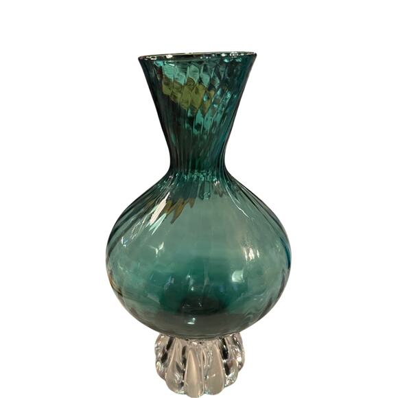 Teal Ribbed Swirled Blown Glass Vase 6.75” Heavy Scalloped Ribbed Base - Picture 4 of 8